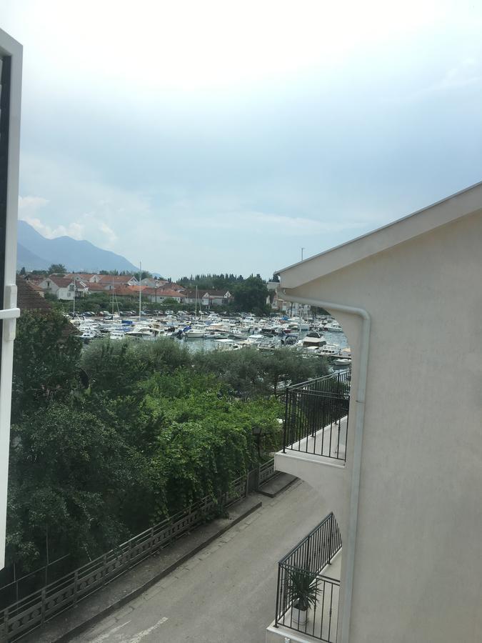 Pakovo Apartments Andrija Tivat Exteriör bild